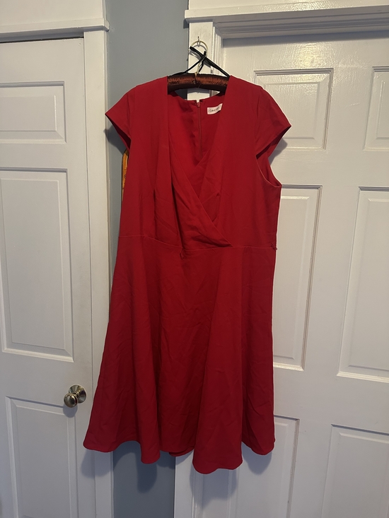 Calvin Klein Dresses & Skirts - Calvin Klein Bright Red Cap-Sleeve V-Neck Midi Dress